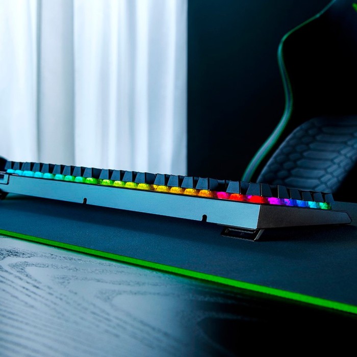 Teclado Gamer Razer BlackWidow V4 X Mecánico RGB, Switch Yellow, Español