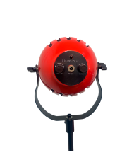 Cabezal de iluminación led Iluminus Redhead Bicolor Luz Led 50W Con Dimmer y Barndoor
