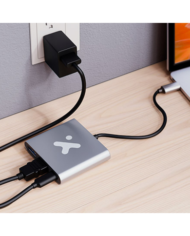 Adaptador USB-C 3 en 1 Xtech XTC-566 HDMI + USB