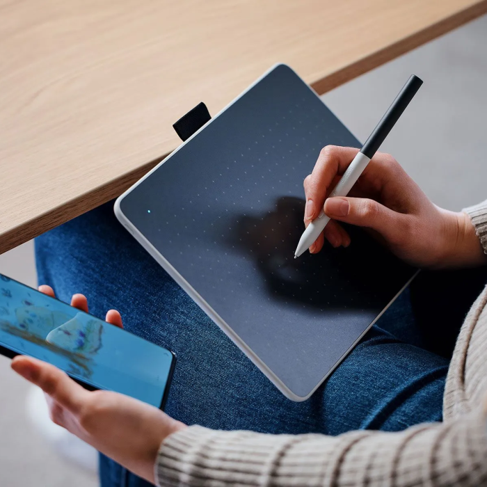Tablet Digitalizadora Wacom One Small Bluetooth USB-C Negra (CTC4110WLW0A)